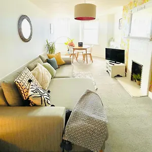 Penthouse Sea View Apartment Brighton